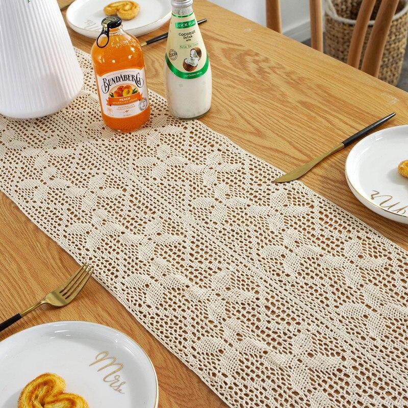 Chemin de Table en Macramé