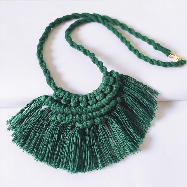 Collier en Macramé vert