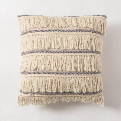 Coussin Macramé Ales Atelier Macramé sur un fond beige