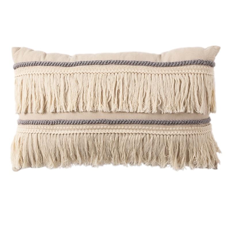 Coussin Macramé Odin Atelier Macramé sur un fond blanc