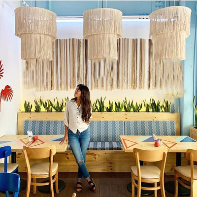 Lustre en Macramé Lilou Atelier Macramé décoration table et chaise