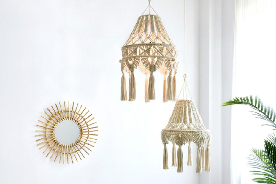 Lustre Macramé Nour Petite et Grande Taille Atelier Macramé mur blanc et miroir