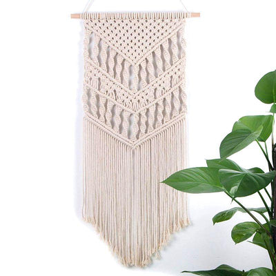 Macramé Mural Lysiane Atelier Macramé avec une plante verte