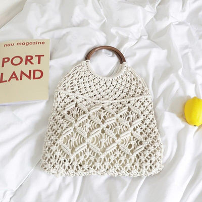 Sac à Main en Macramé blanc avec un livre
