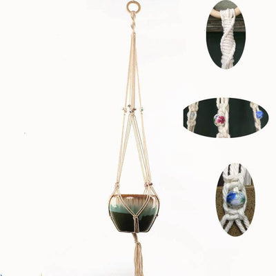 Suspension Macramé Yannaelle Atelier Macramé plan sur les perles du macramé